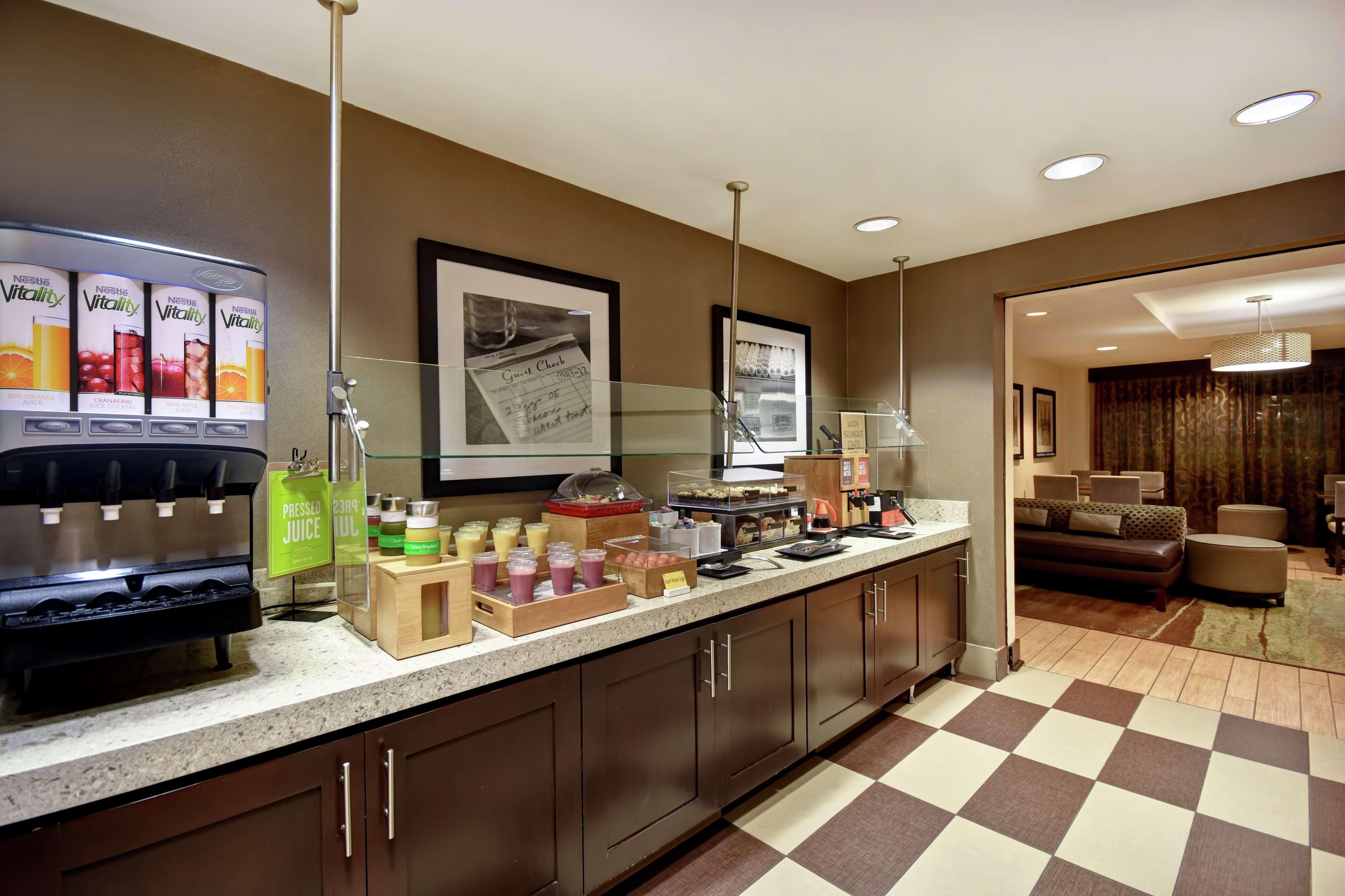 Hampton Inn Atlanta-Mall Of Georgia Буфорд Екстериор снимка