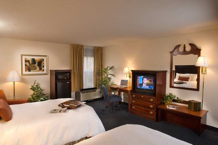 Hampton Inn Atlanta-Mall Of Georgia Буфорд Стая снимка